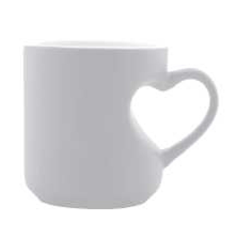 white-heart-shape-handle-mug-01